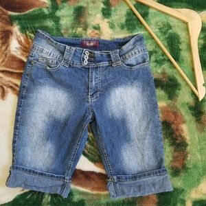 Angel's Cuffed Jean Bermuda Shorts Capris Size 8
